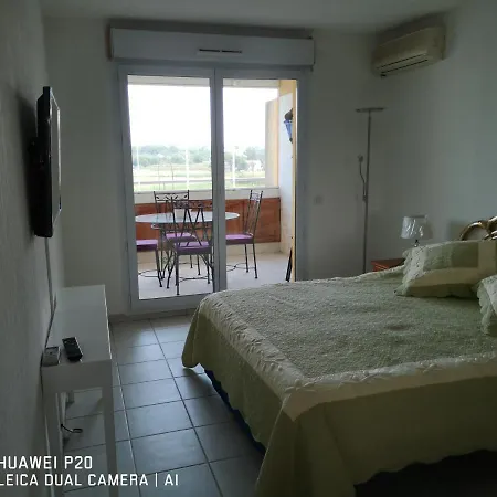 6pers ,3 étage Dernier, Duplex Spacieux Clim, Piscine ,parking Privé Fermer * Fréjus